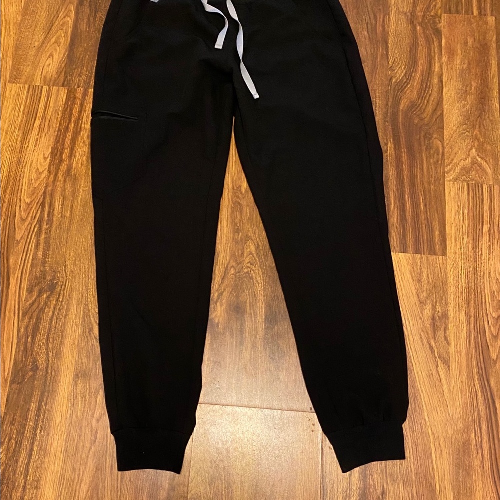 Women’s Figs  Joggers